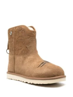 Ugg -Ugg 19466681 43639825 1000