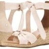 UGG Yarrow -Ugg 81QnUrDPJwL. AC SR920736